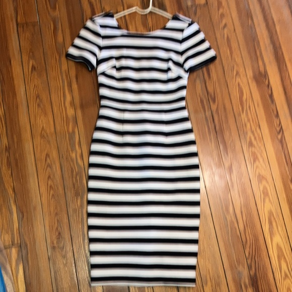 Boden Dress 👗 - Picture 7 of 7